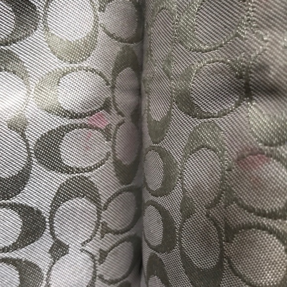 Cream Coach wristlet - Picture 5 of 6